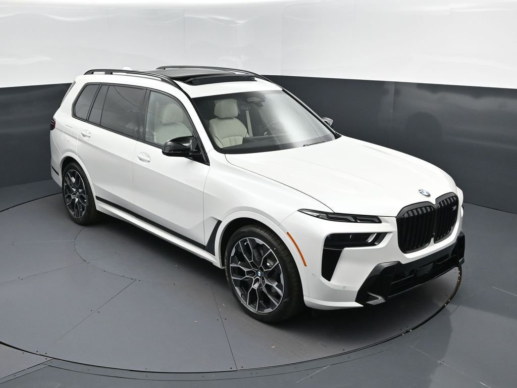New 2026 BMW X7 M60i