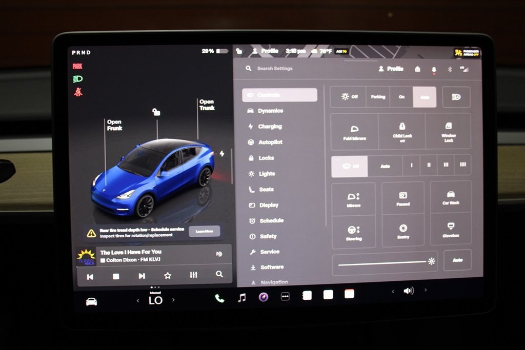 Used 2023 Tesla Model Y Long Range AWD/4WD image 34