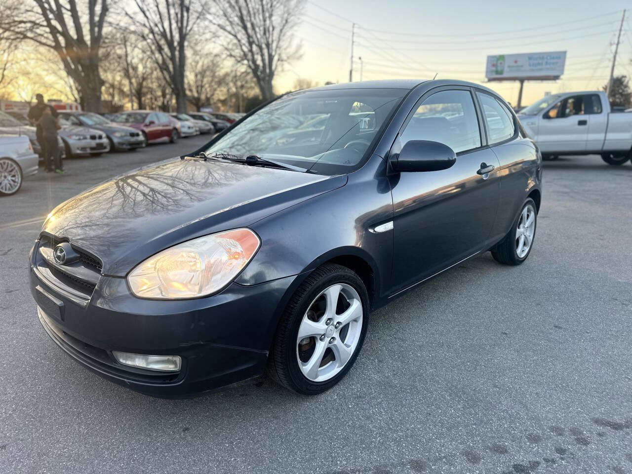 Used 2007 Hyundai Accent SE image 1