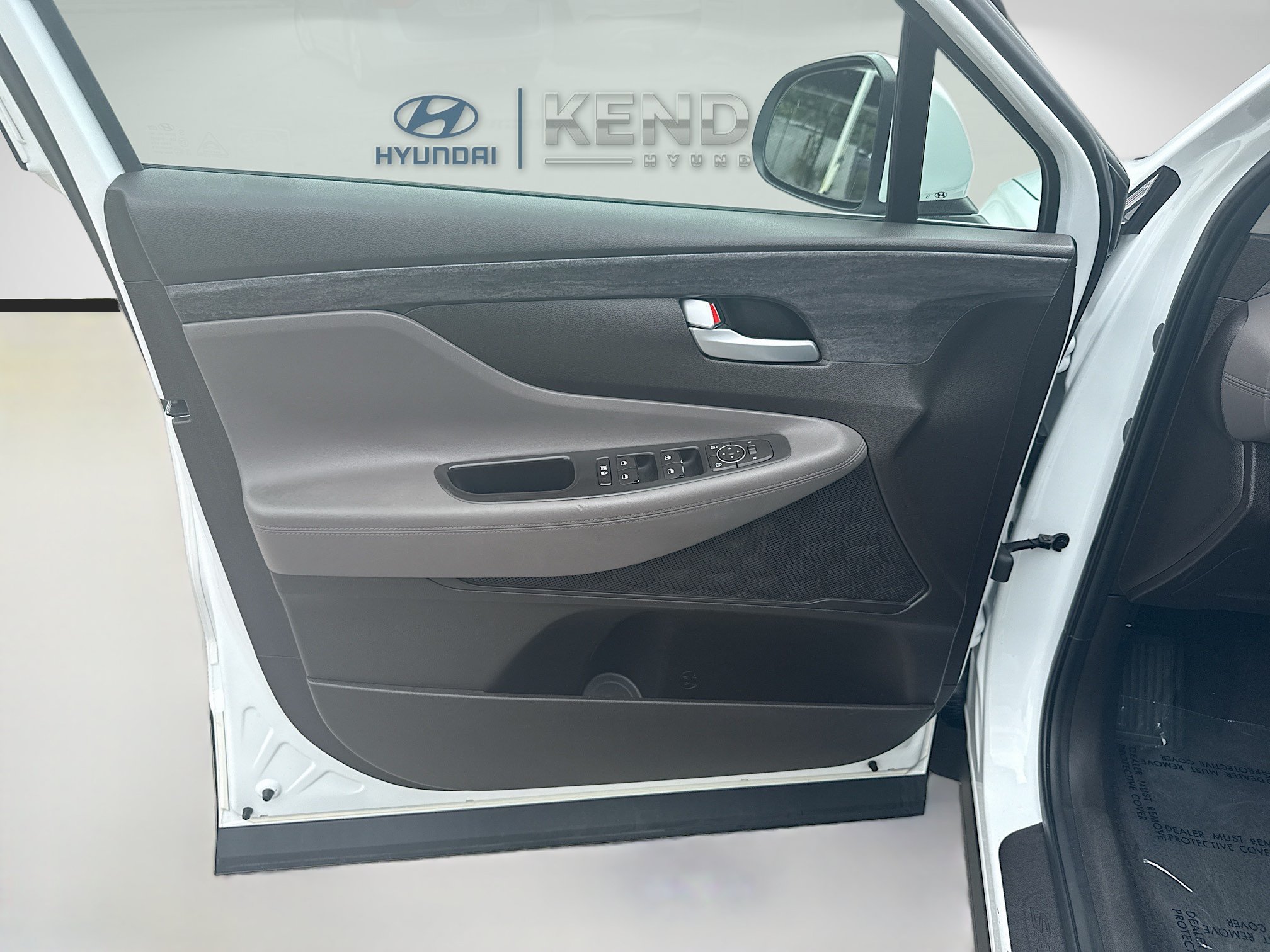 Used 2019 Hyundai Santa Fe SE FWD image 17