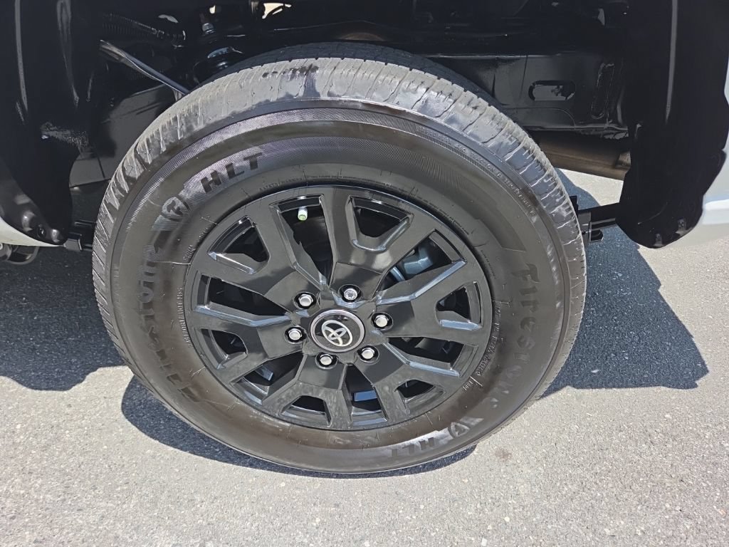 Used 2025 Toyota Tacoma SR RWD image 13