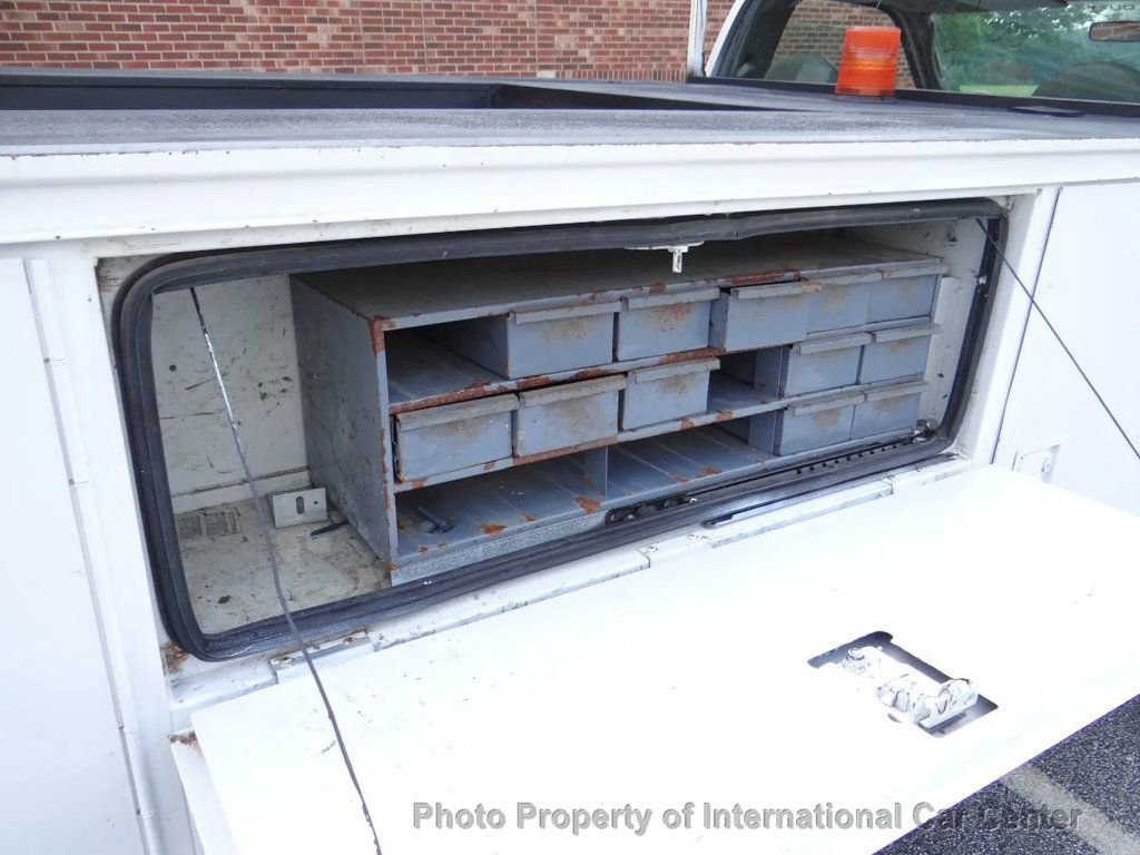 Used 2004 Ford F350 2WD Regular Cab Super Duty image 28