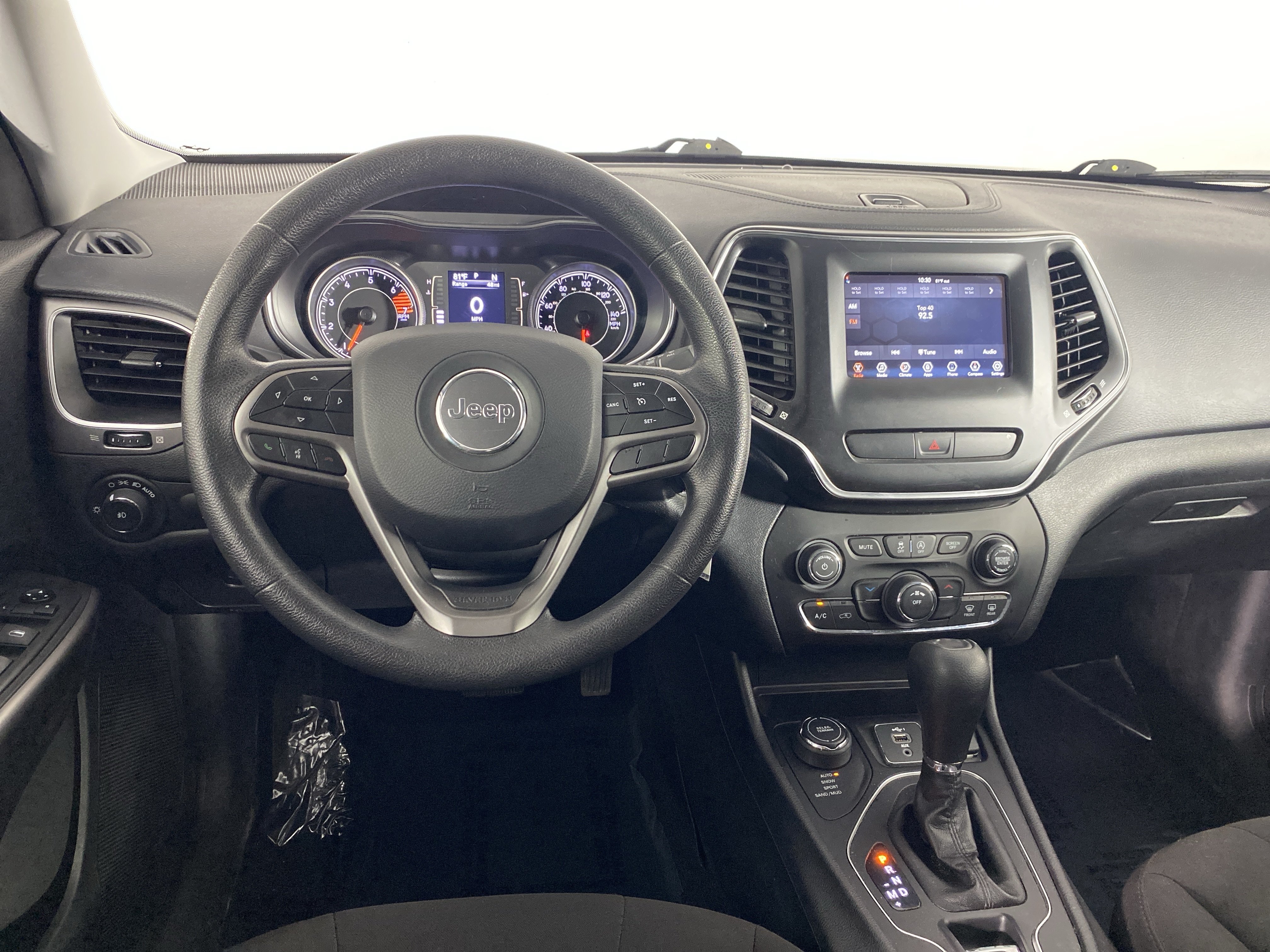 Used 2019 Jeep Cherokee Latitude w/ Popular Appearance Group AWD/4WD image 32