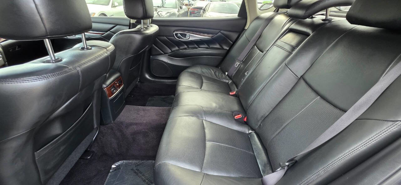 Used 2015 INFINITI Q70 L 3.7 image 11