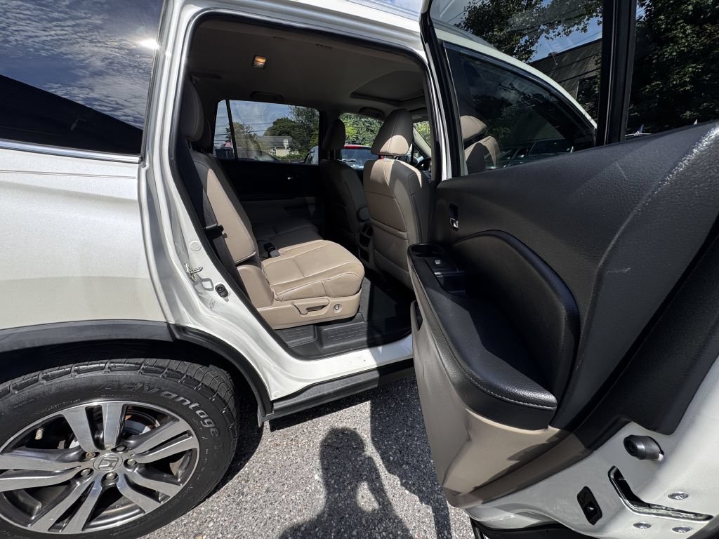 Used 2016 Honda Pilot EX-L image 17