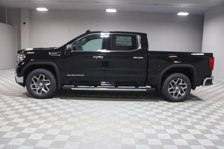 New 2026 GMC Sierra 1500 SLT w/ SLT Premium Plus Package image 9