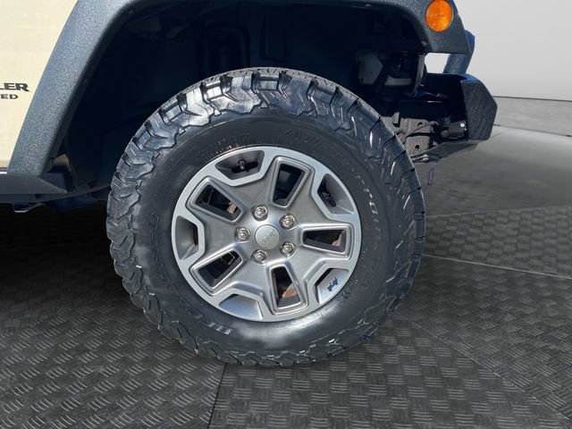 Used 2017 Jeep Wrangler Unlimited Rubicon w/ Cold Weather Group image 34