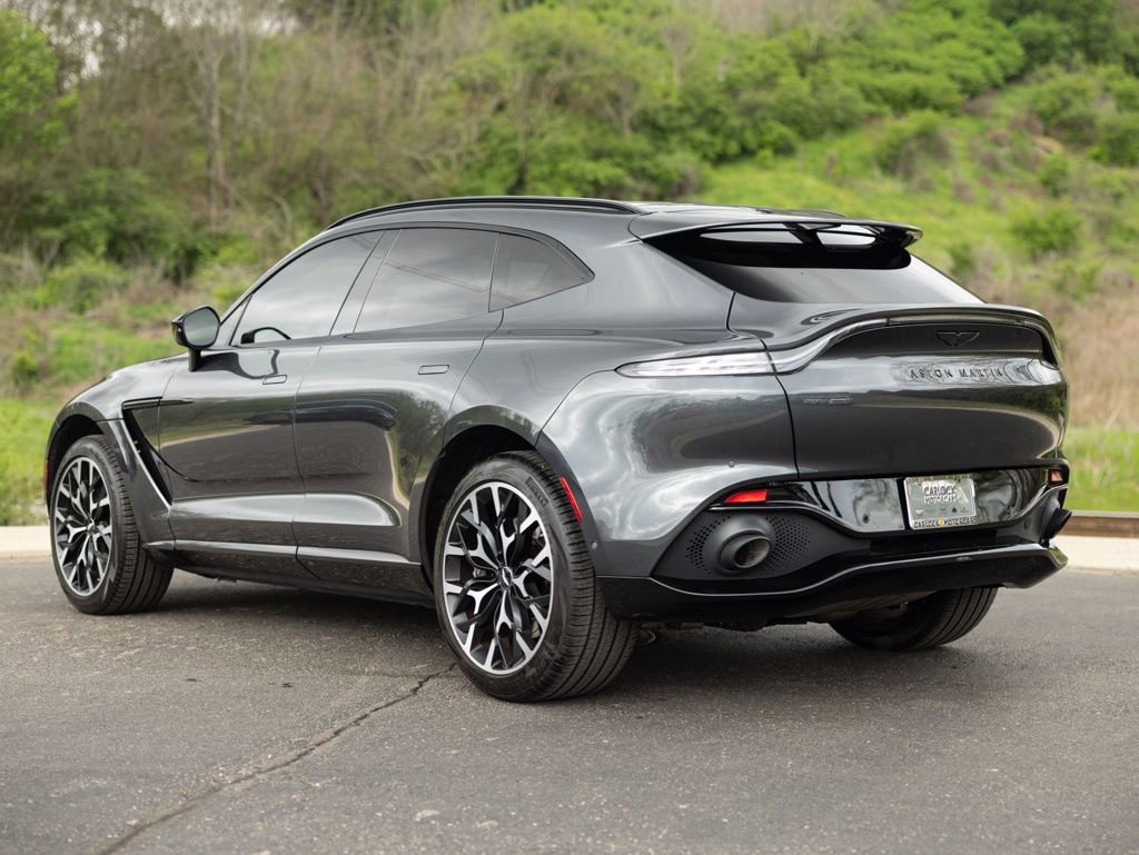 Used 2021 Aston Martin DBX image 4