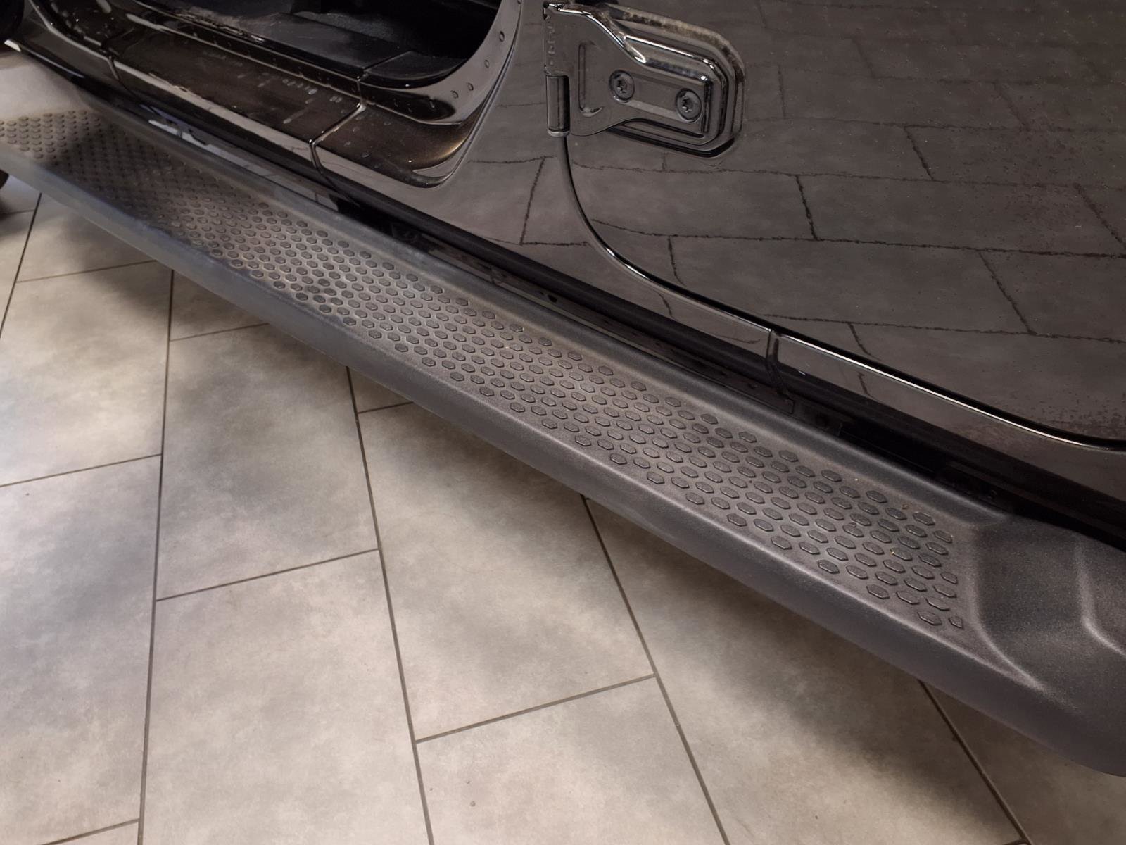 Used 2022 Jeep Wrangler Unlimited Sahara image 28