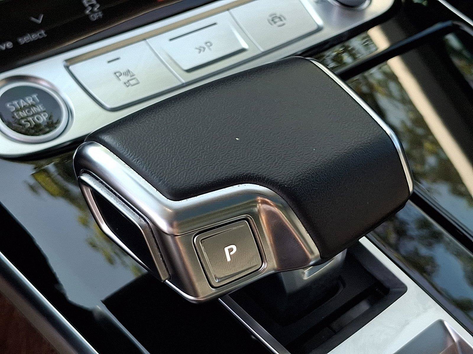 Used 2023 Audi A8 L 3.0T AWD/4WD image 15