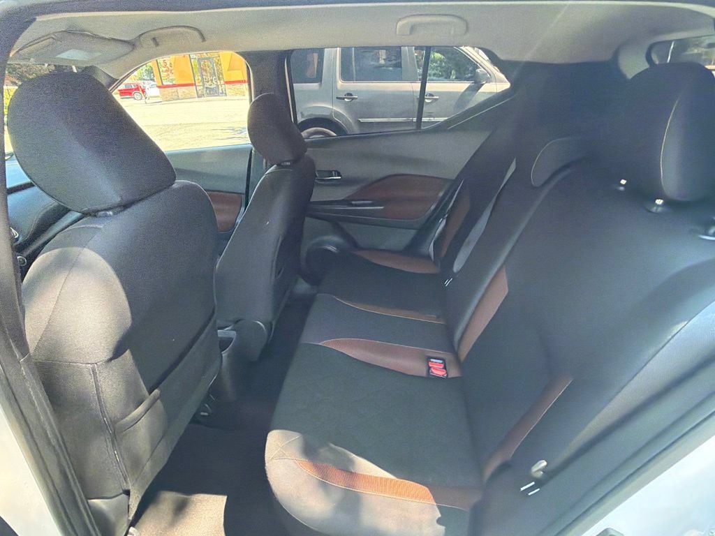 Used 2019 Nissan Kicks SR FWD image 24