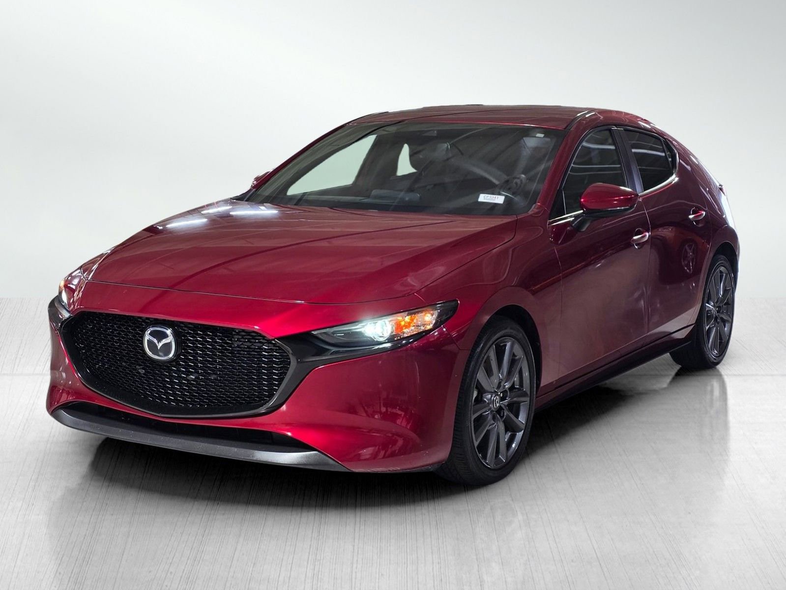 Used 2020 MAZDA MAZDA3 Hatchback w/ Preferred Package FWD image 3