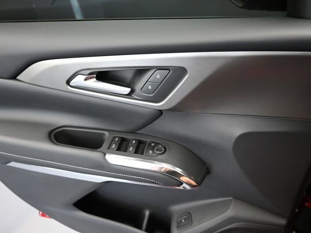 New 2026 Chevrolet Traverse LT w/ Driver Confidence Package FWD image 30