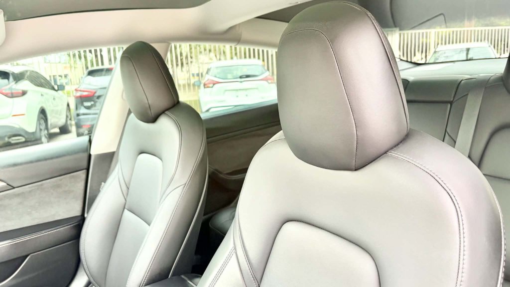Used 2022 Tesla Model 3 Long Range AWD/4WD image 10