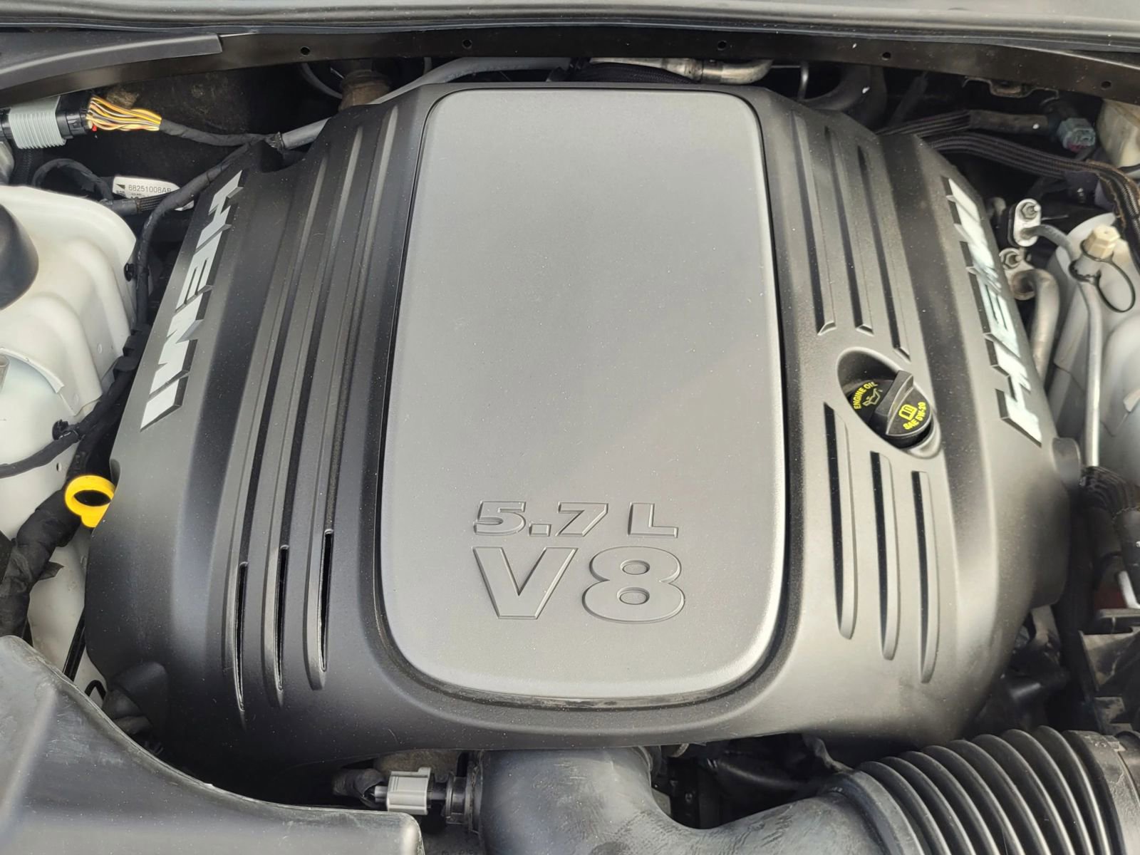Used 2015 Dodge Challenger R/T w/ Quick Order Package 28B R/T RWD image 3
