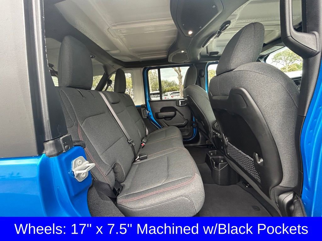 Used 2025 Jeep Wrangler Unlimited Rubicon image 28