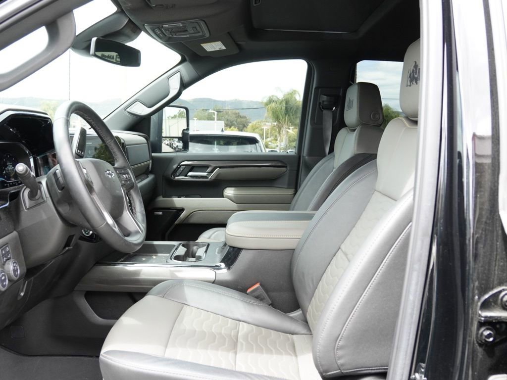 Used 2025 Chevrolet Silverado 2500 ZR2 w/ ZR2 Bison Edition AWD/4WD image 15