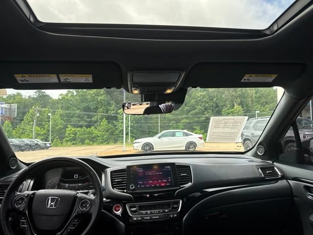 Used 2021 Honda Ridgeline Black Edition image 17
