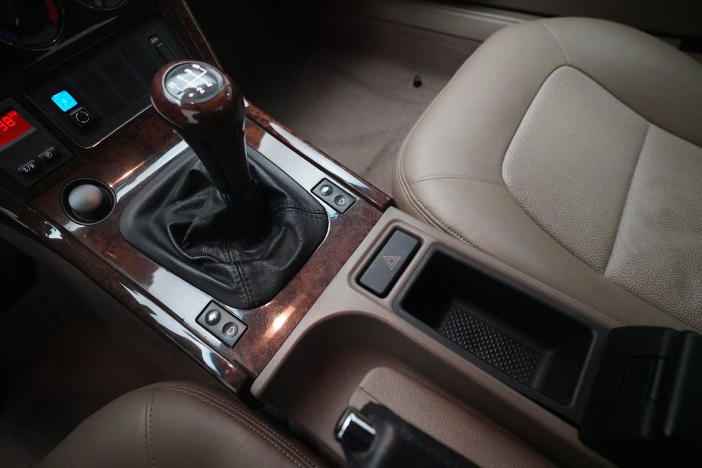 Used 1997 BMW Z3 2.8 RWD image 9