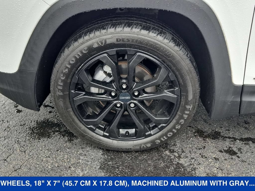 Used 2021 GMC Terrain SLT w/ Infotainment Package II AWD/4WD image 10