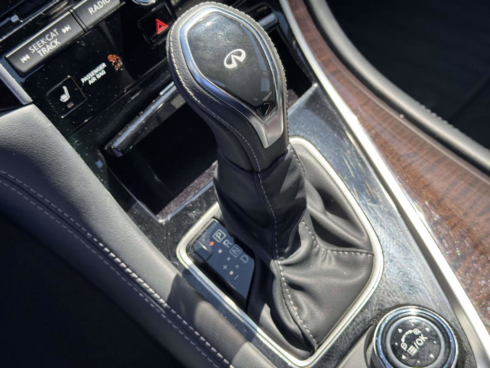 Used 2019 INFINITI Q50 Luxe w/ Essential Package (3.0T Luxe) AWD/4WD image 29