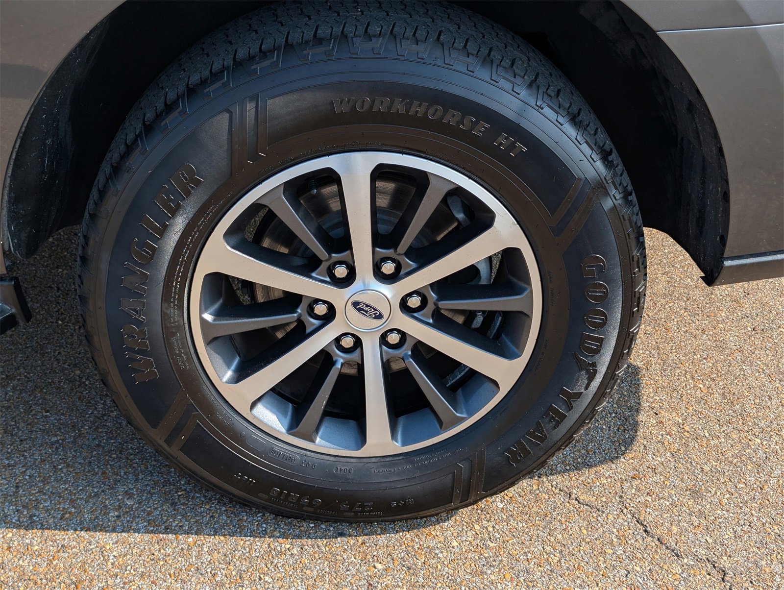 Used 2021 Ford Expedition XLT image 37