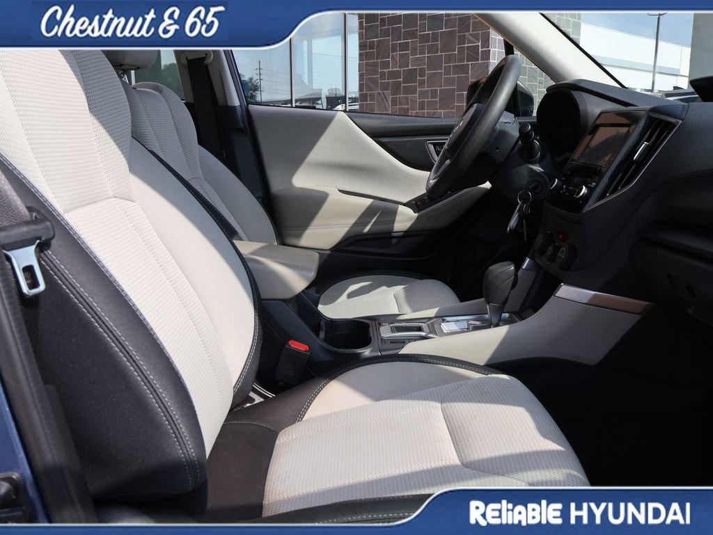 Used 2022 Subaru Forester AWD/4WD image 10
