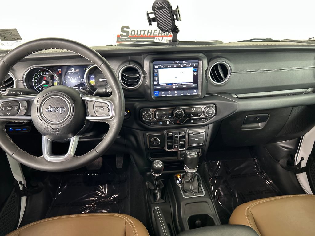 Used 2023 Jeep Wrangler Unlimited Sahara w/ Cold Weather Group image 20