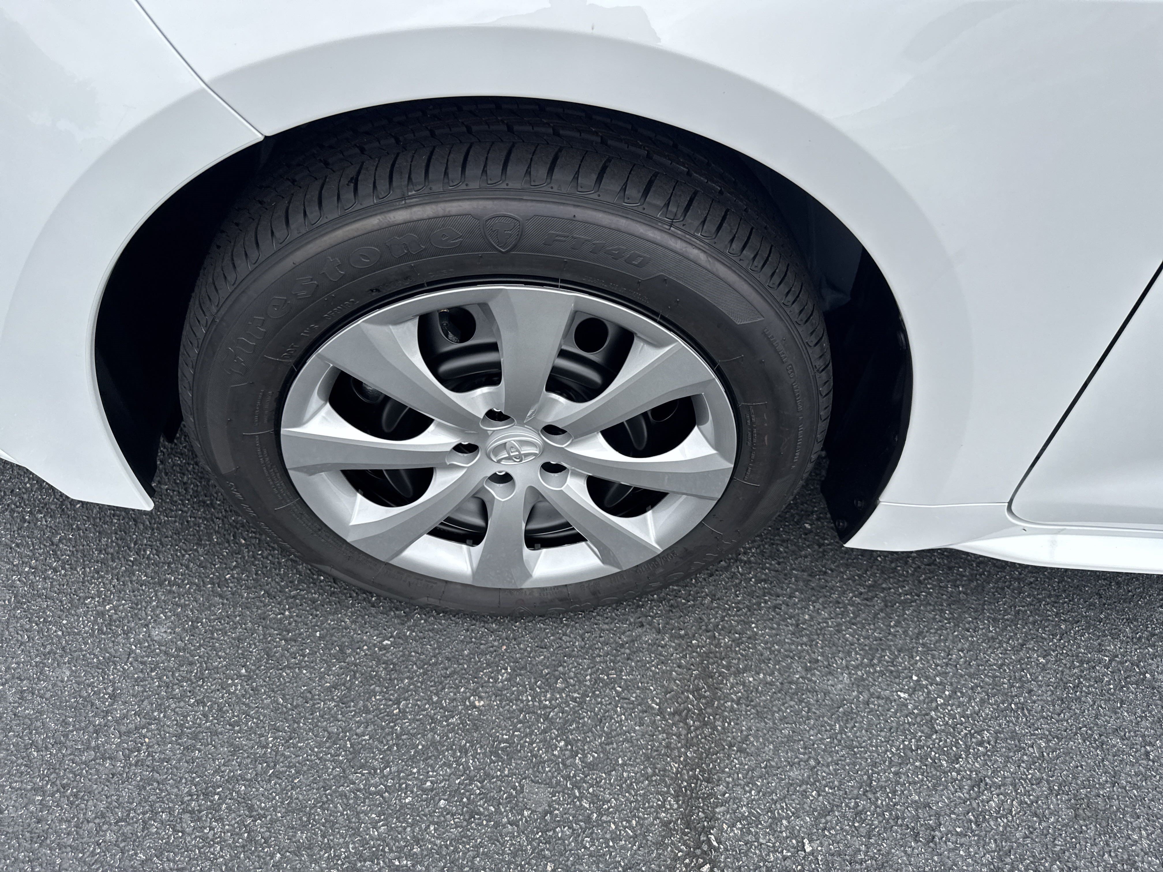 New 2025 Toyota Corolla LE w/ Convenience Package FWD image 9
