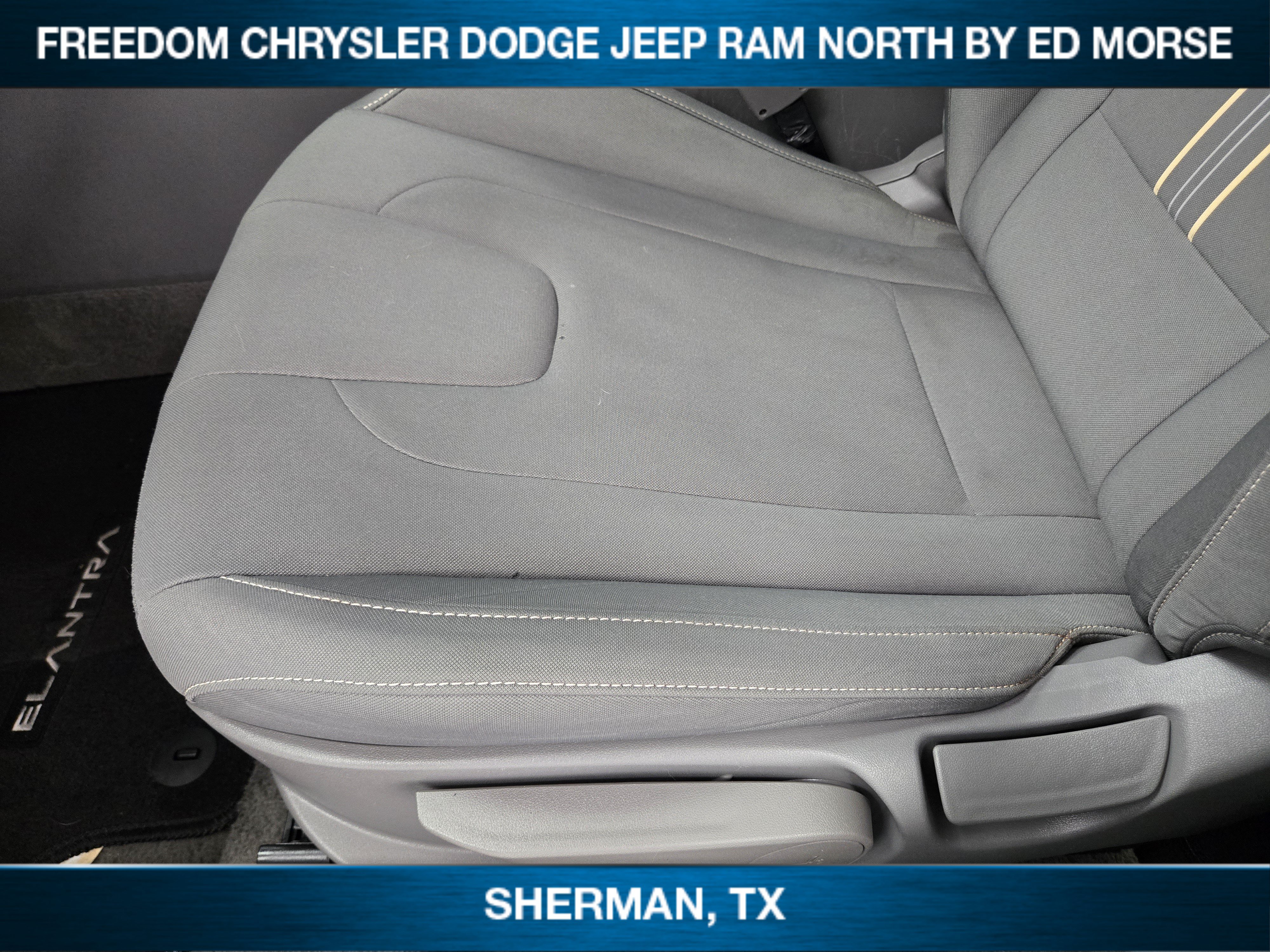 Used 2025 Hyundai Elantra Sport FWD image 18