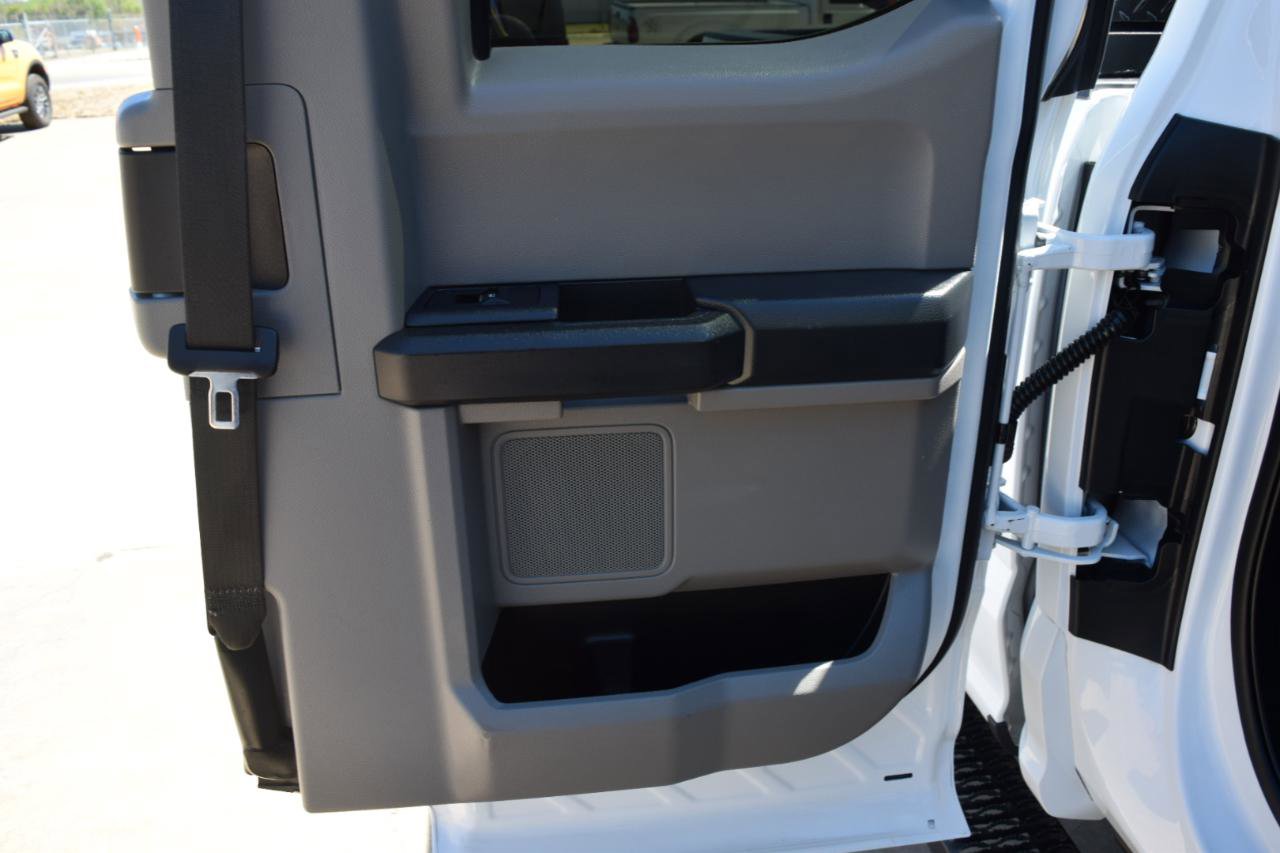 Used 2022 Ford F250 XL w/ Power Equipment Group image 15