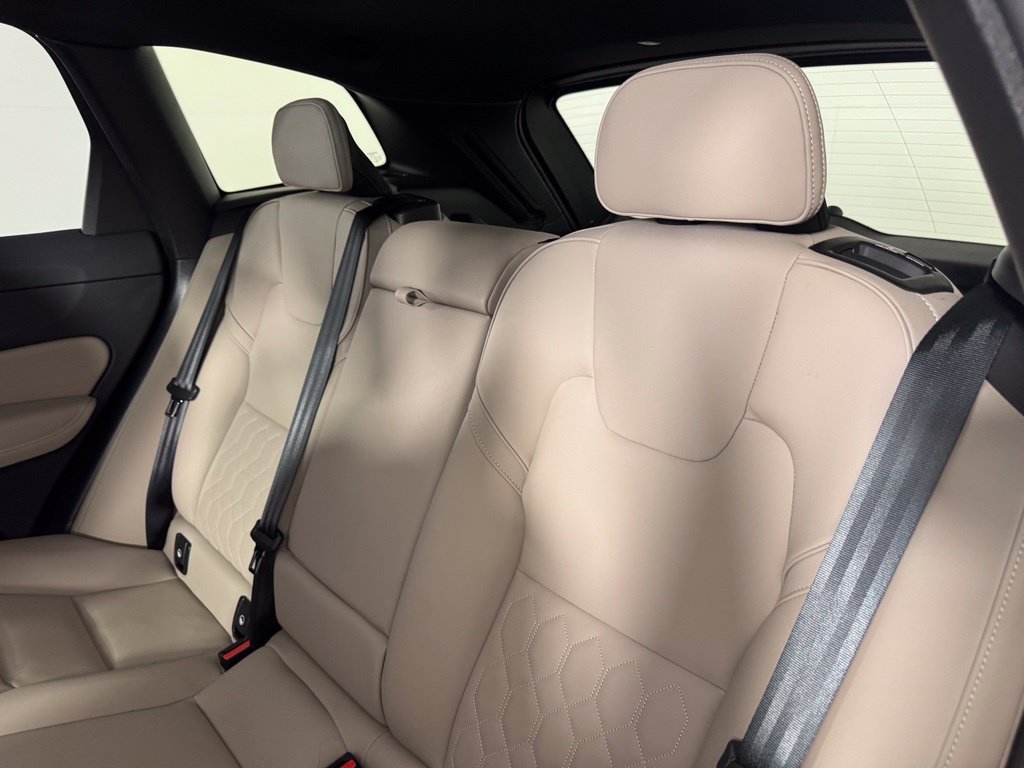 Certified 2026 Volvo XC60 B5 Plus AWD/4WD image 14
