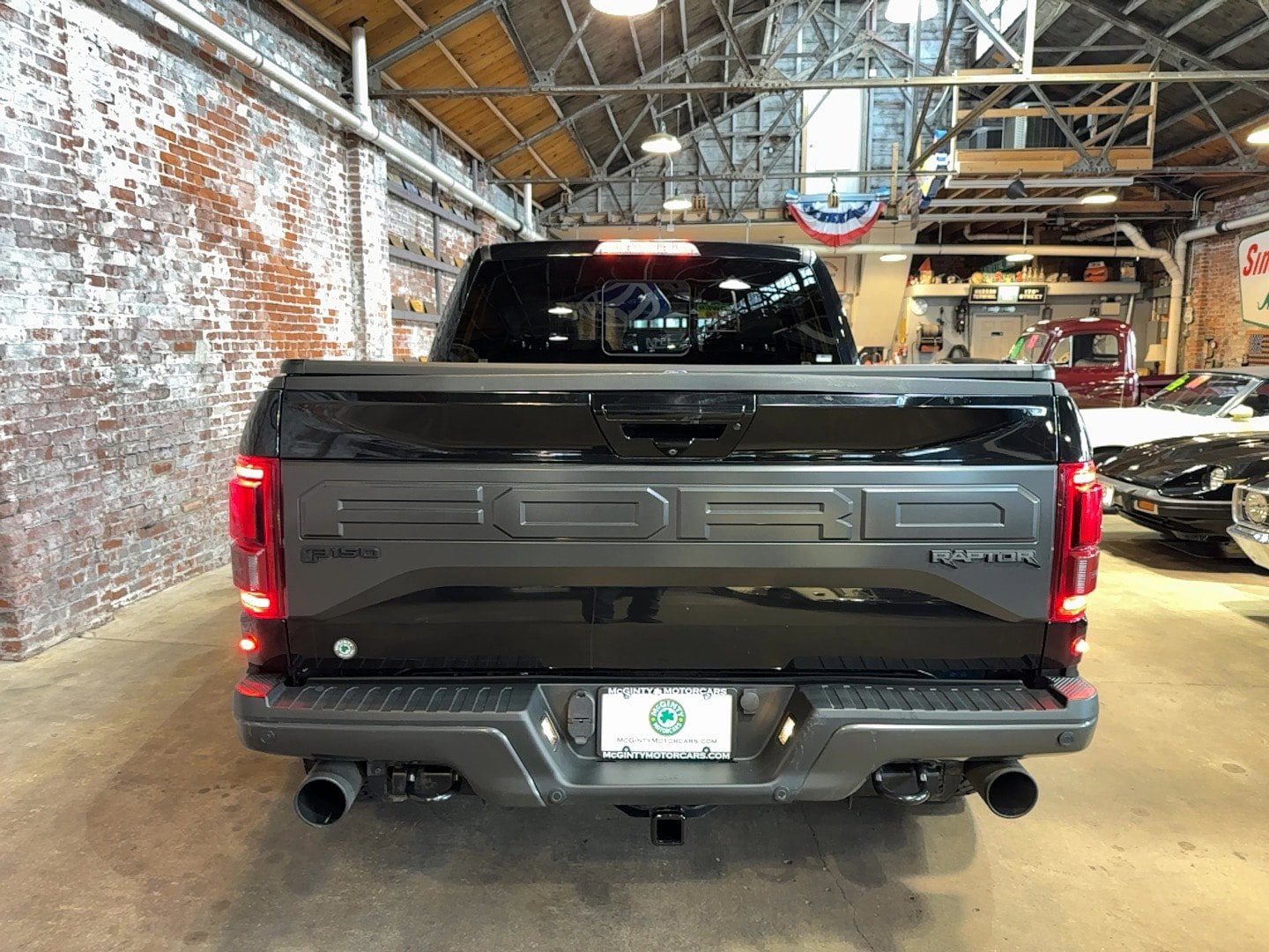 Used 2018 Ford F150 Raptor w/ Equipment Group 802A Luxury image 4