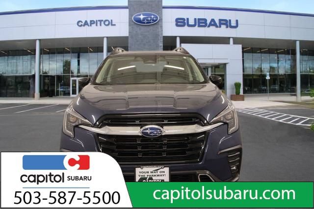 Used 2025 Subaru Ascent Touring AWD/4WD image 7