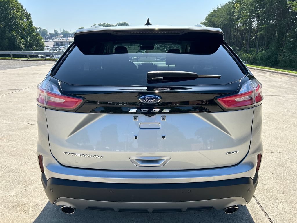 Used 2024 Ford Edge Titanium AWD/4WD image 5