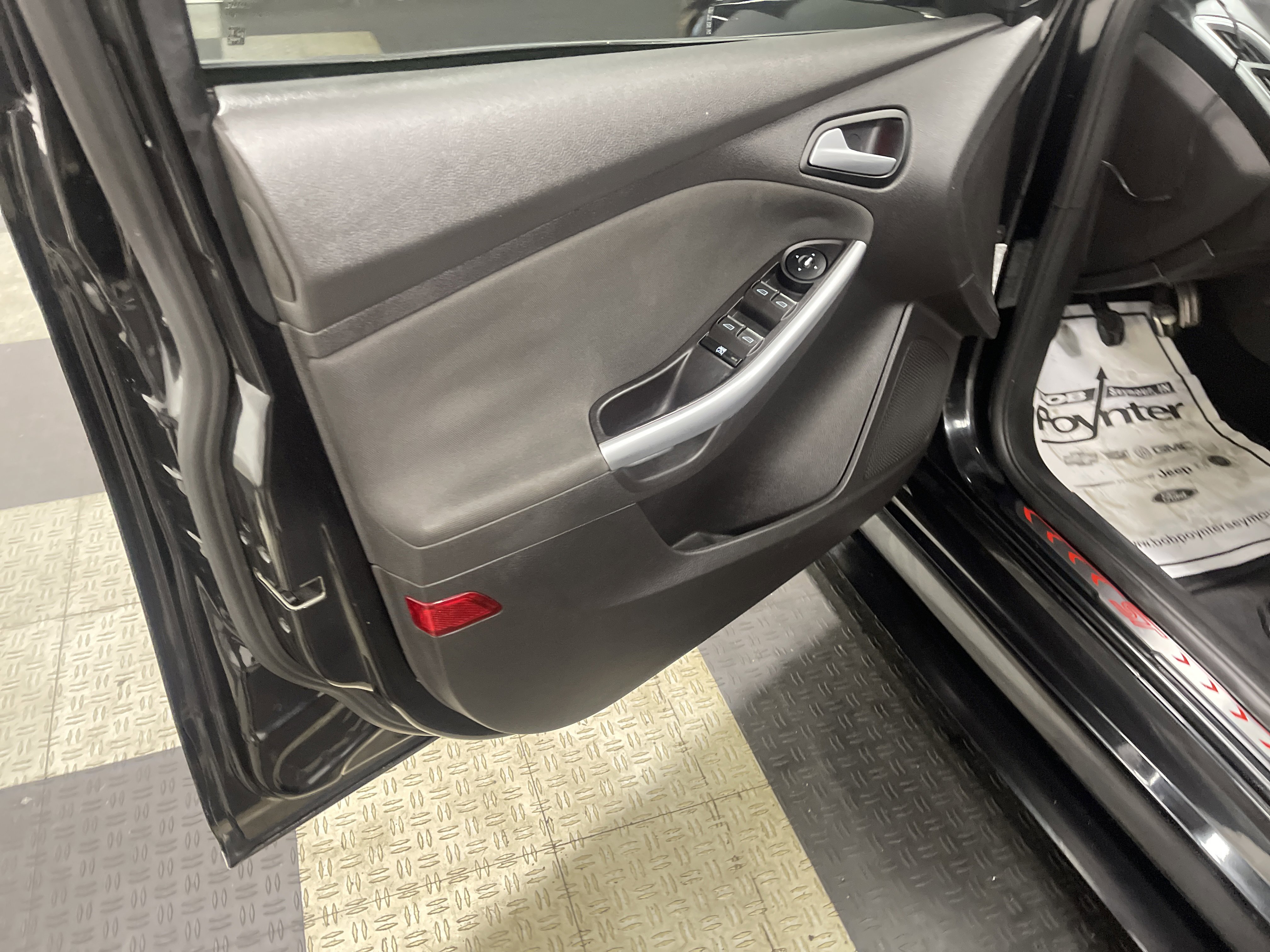 Used 2013 Ford Focus ST FWD image 10