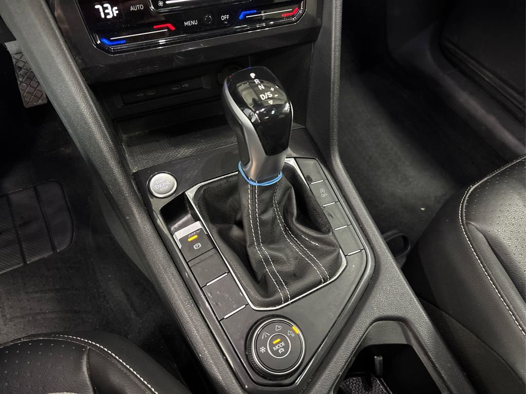 Used 2022 Volkswagen Tiguan SE image 39