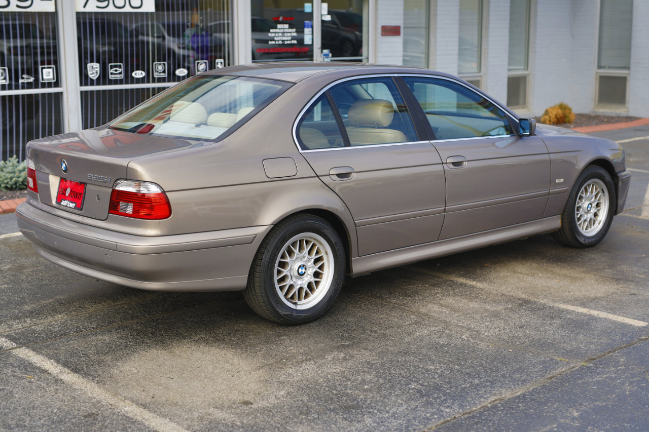 Used 2002 BMW 525i Sedan image 16