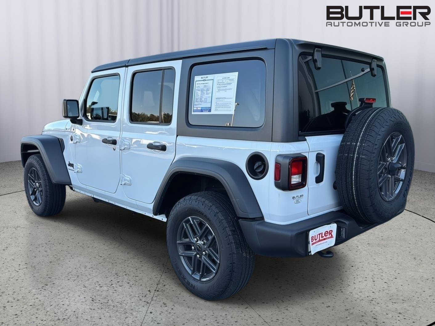 Used 2024 Jeep Wrangler Sport S image 3