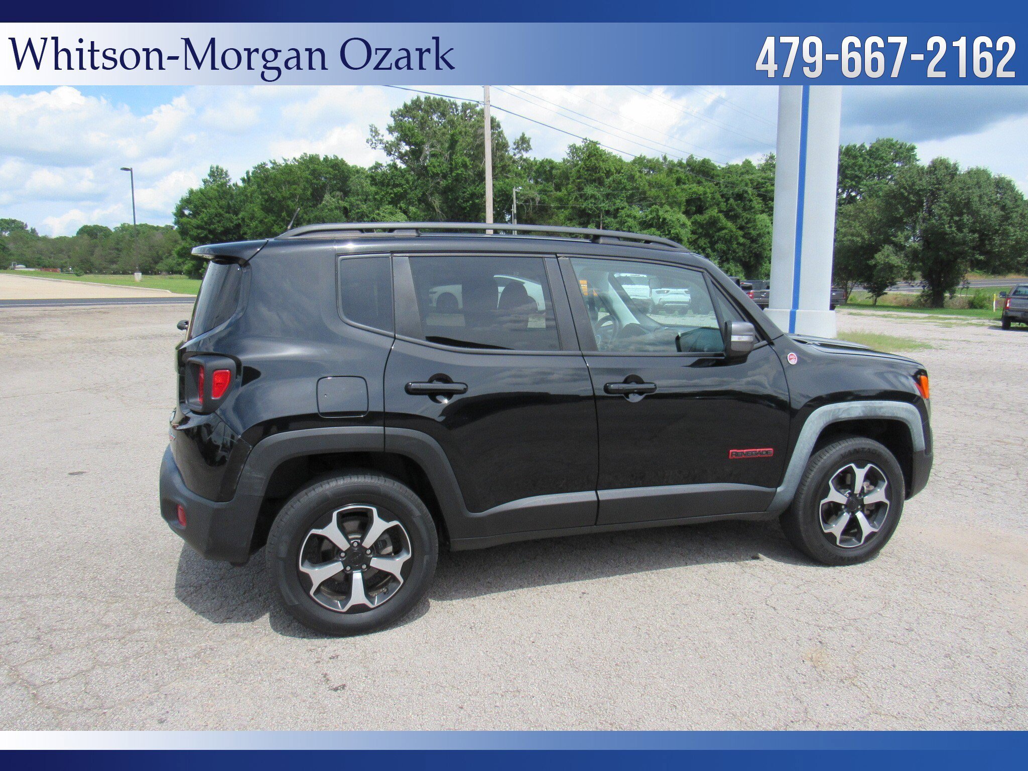 Used 2019 Jeep Renegade Trailhawk w/ UConnect 8.4 Nav Group AWD/4WD image 16