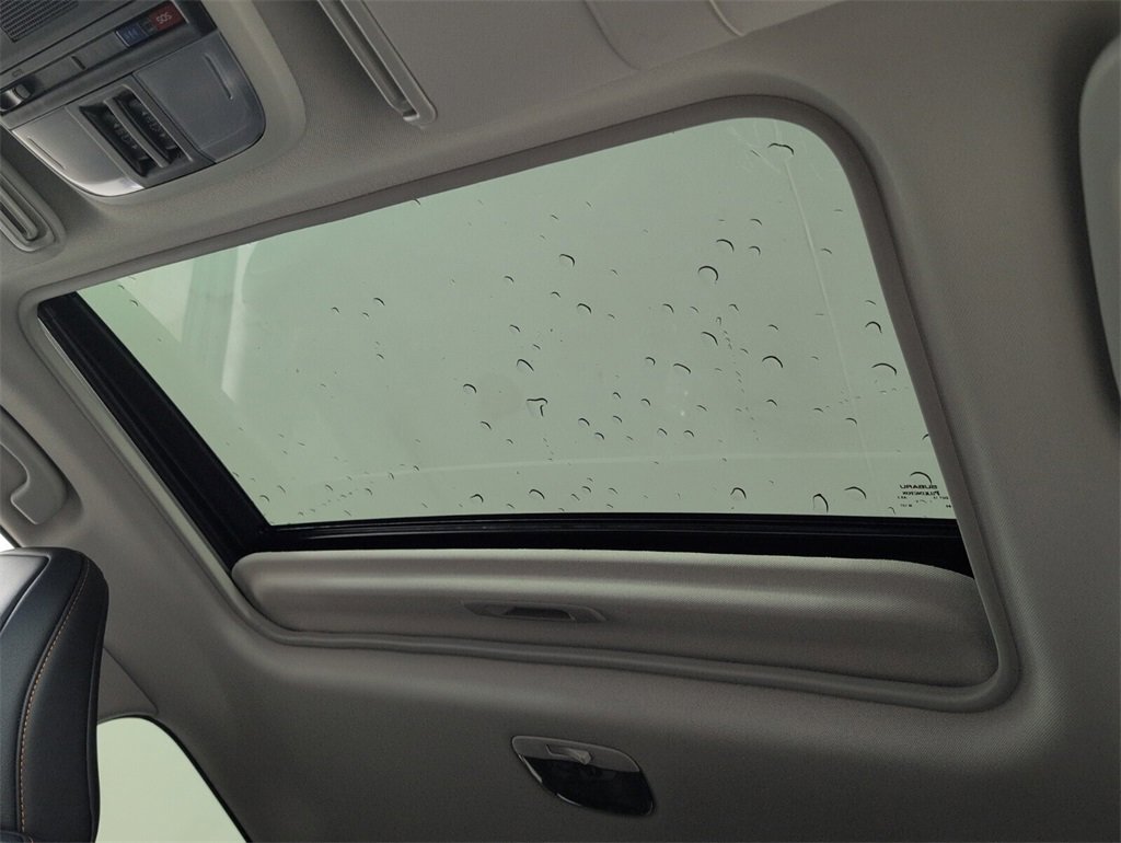 New 2025 Subaru Crosstrek 2.5i Limited w/ Popular Package #3A image 10