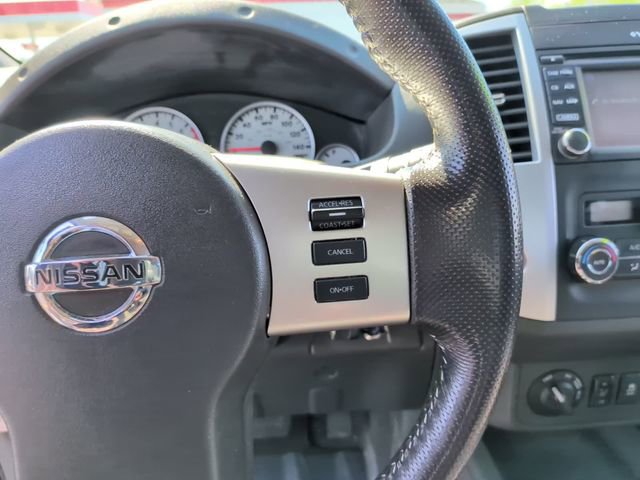 Used 2015 Nissan Frontier PRO-4X AWD/4WD image 21