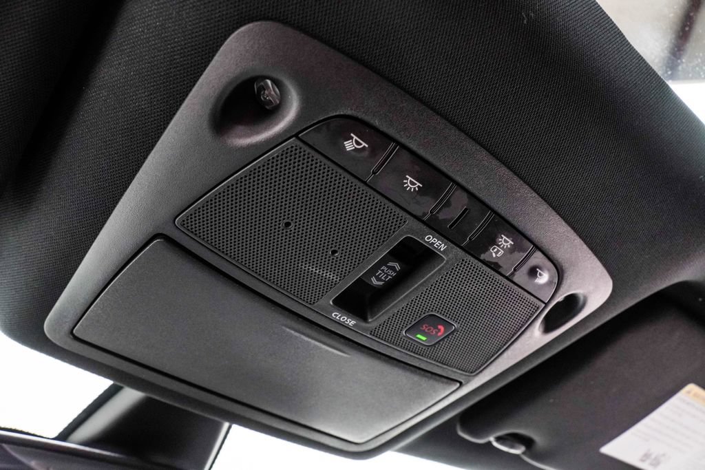 Used 2023 Nissan Maxima SR w/ Sport Mat Group FWD image 43