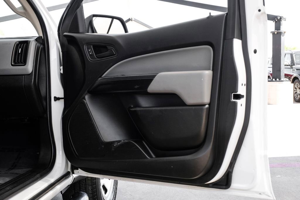 Used 2021 Chevrolet Colorado W/T w/ WT Convenience Package image 40