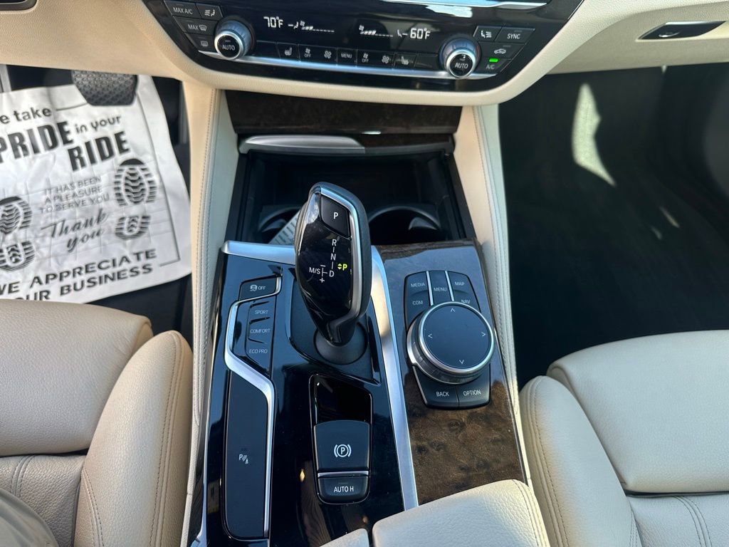 Used 2020 BMW 540i w/ Premium Package RWD image 16