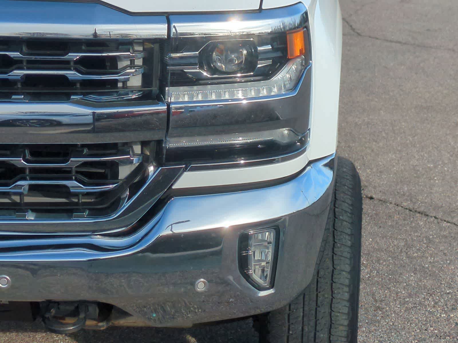 Used 2017 Chevrolet Silverado 1500 LTZ w/ Sport Package AWD/4WD image 22