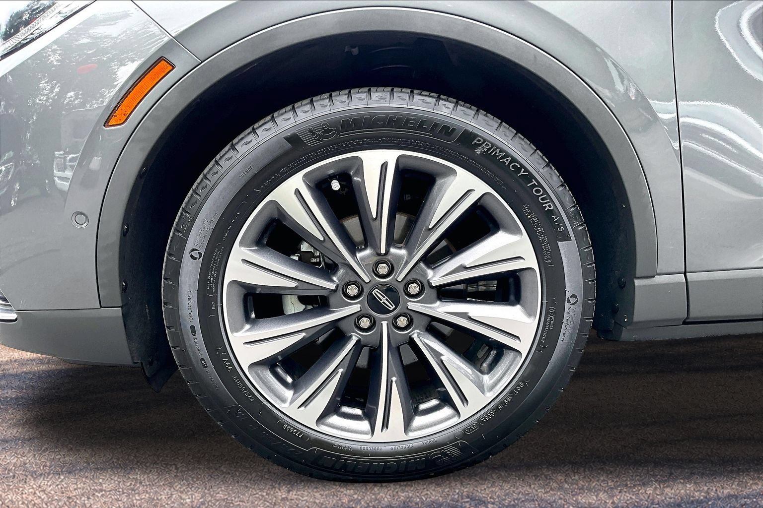 Used 2022 Lincoln Corsair Reserve w/ Equipment Group 201A AWD/4WD image 10