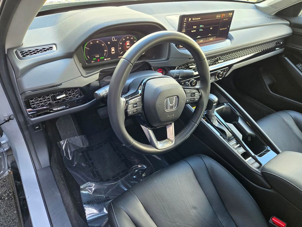 Used 2023 Honda Accord Touring image 18