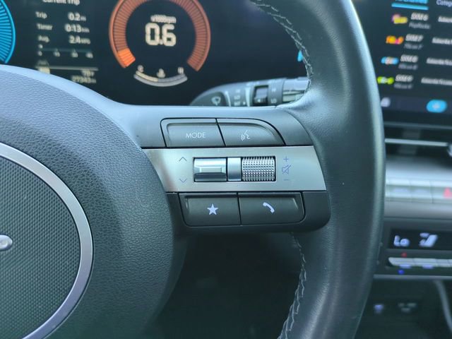 Used 2024 Hyundai Kona SEL FWD image 25