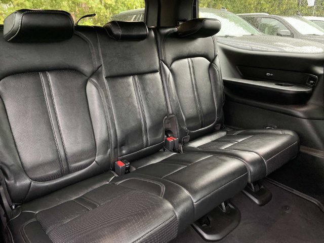 Used 2024 Jeep Wagoneer Series II AWD/4WD image 21